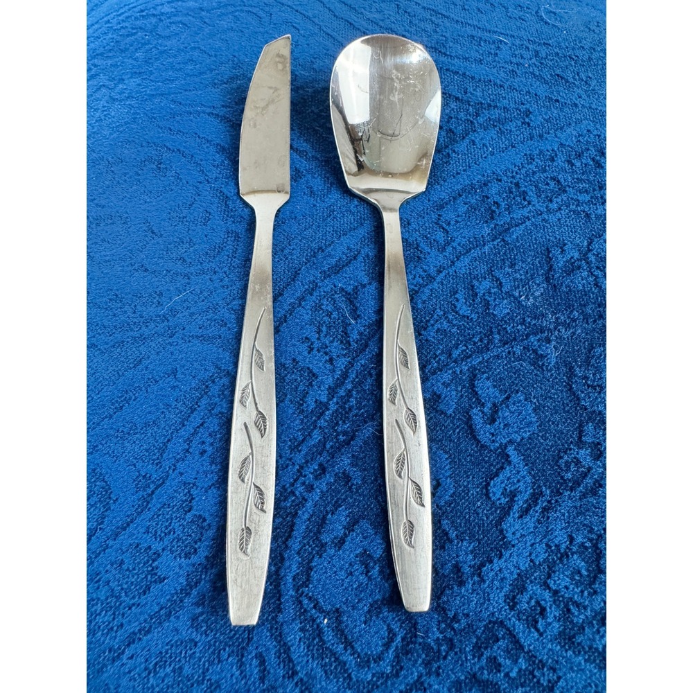 National‎ Stainless Haiti Flatware Japan Leaf Pattern Spoon and Spreader Knife